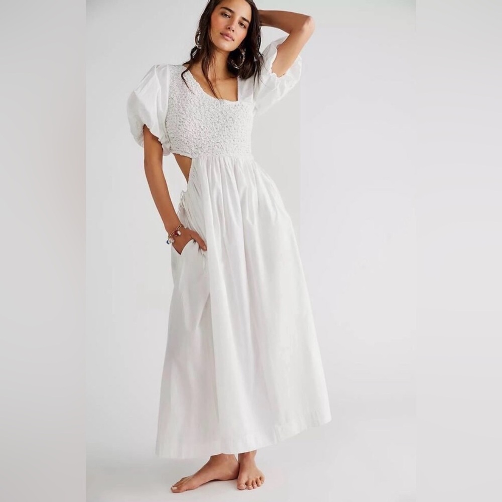Free People Kalina Midi Cutout Dress in White Puff sleeves extra small